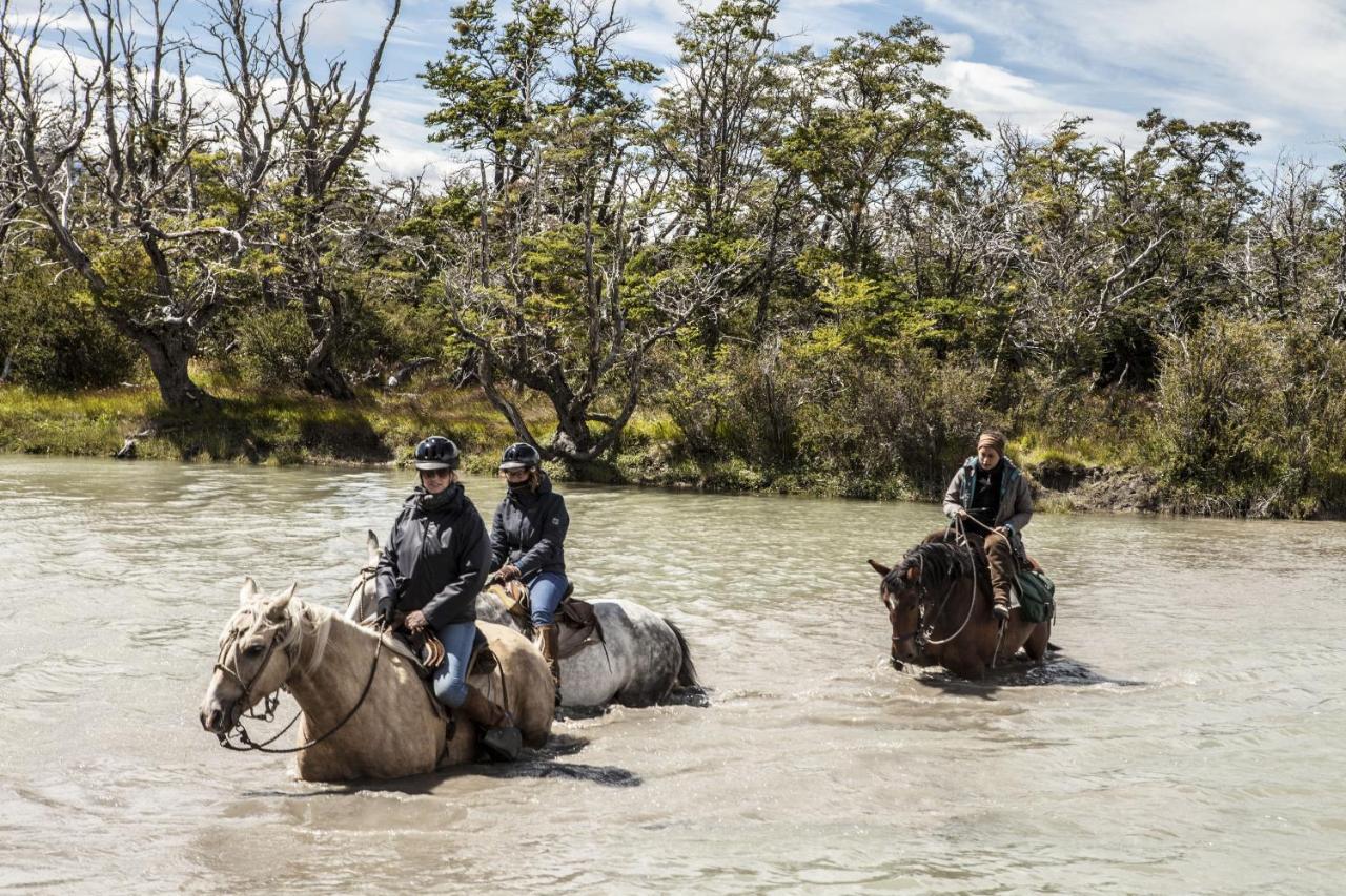 Pampa Lodge, Quincho & Caballos Torres del Paine National Park Exterior photo